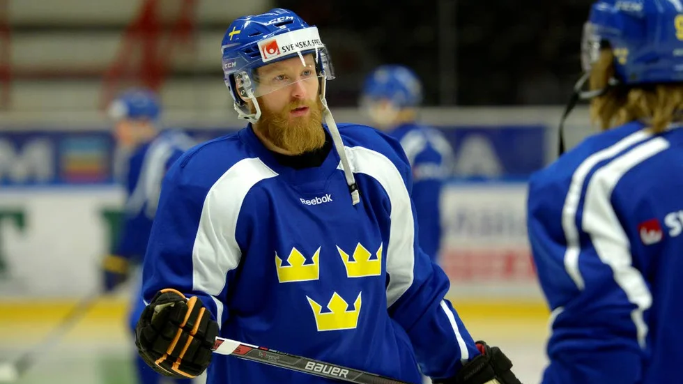 Missar match. Förre Luleåstjärnan Linus Klasen missar VM-rysaren mot Tjeckien.