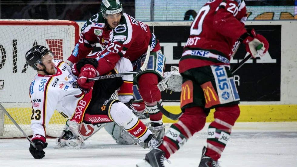 Illa ute. Luleå Hockey förlorade i förlängningen mot Frölunda och nu har göteborgarna skaffat sig matchboll i semifinalserien.