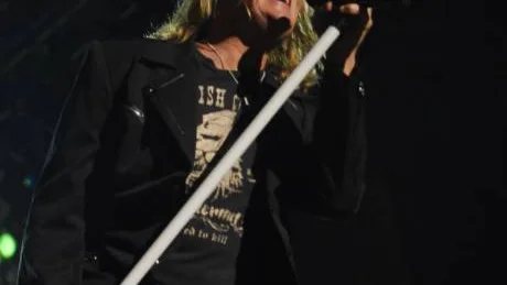 Def Leppard.