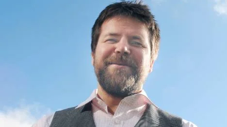"Det känns skönt att vi äntligen är på rätt väg i elfrågan", säger kommunchef Patrik Oja. FOTO: Linda Danhall