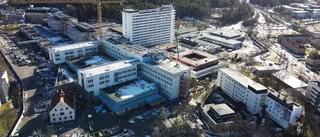 Våldtäktsanklagad chef på Mälarsjukhuset fortsatt häktad
