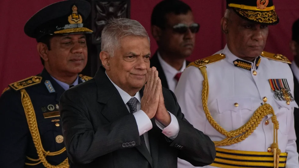 Sri Lankas president Ranil Wickremesinghe hoppas att IMF:s stödpaket ska rädda landet ur den djupa ekonomiska krisen. Arkivbild.