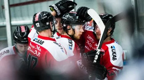 Kiruna tog sig enkelt vidare från den första playoff-rundan mot Vännäs. Kiruna vann den andra matchen med hela 10-3.