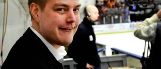 Succetränarens glädjebesked - stannar två år till