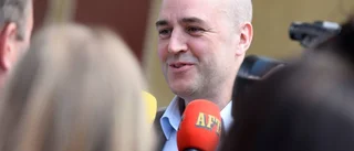 Varför så nöjd, Reinfeldt?
