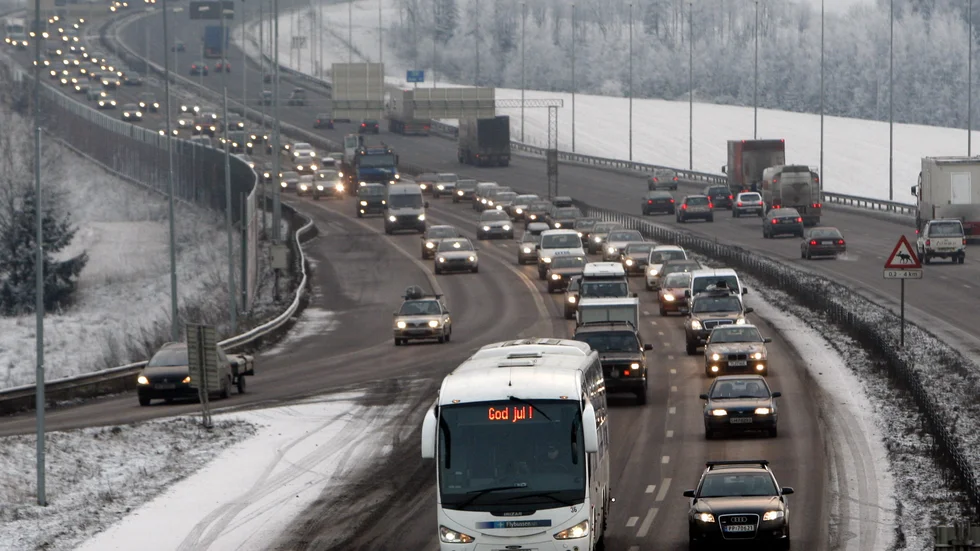 Det är läge att ta det extra lugnt i jultrafiken, framförallt på E4 och E22 i länet, de är extra olycksdrabbade under de stora helgerna.