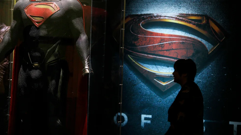 Stålmannens kostym som bars av Henry Cavill i "Man of Steel". Arkivbild.