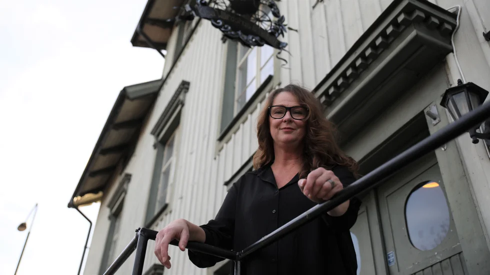 Tidigare i år flyttade Landets goda sin specerihandel från Dalkulla till Kisa wärdshus. Med flytten kom en utvidgning av verksamheten till att idag innefatta både hotell och konferens. Pernilla Thudén hoppas att företagets gröna profil ska kunna locka fler företag hit på just konferenser.