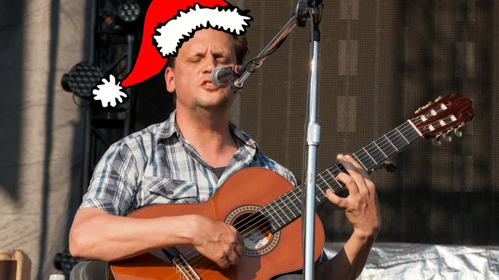 Mark Kozelek. Gör julmyset lite deppigare, på ett bra sätt.