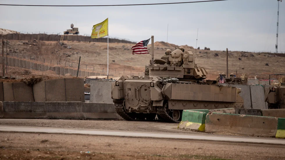 En amerikansk patrull i Syrien tidigare i år. Arkivbild.