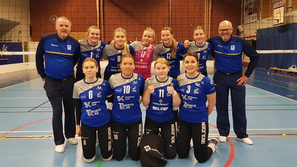 Norsjö volley hade bara åtta tillgängliga spelare, men det stoppade dem inte från att ta tre poäng mot Södermalm.