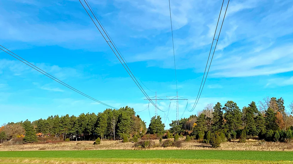 Även om priset per kilowattimme är 0 öre så vill Moder Svea alltid ha energiskatt och moms på energiskatten.