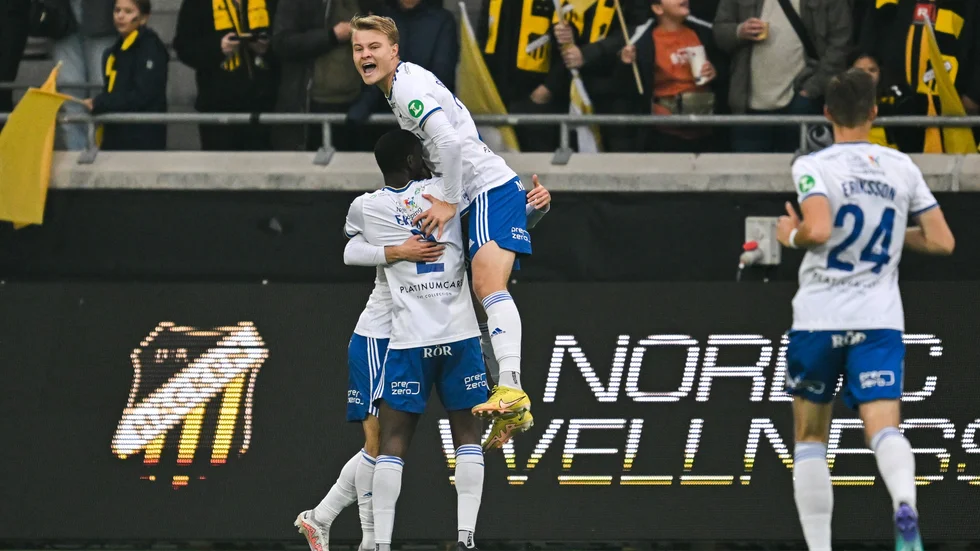 Mål på Bravida arena. Laorent Shabani blev tvåmålsskytt i första halvlek för IFK Norrköping mot Häcken.