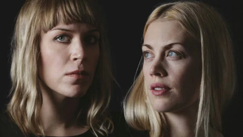 Frida Hyvönen och Elin Berge.
