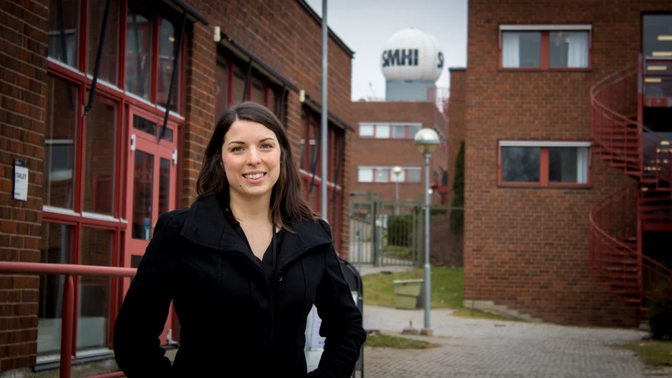 Charlotta Eriksson från Katrineholm utbildade sig till meteorolog och jobbar nu på SMHI i Norrköping. 