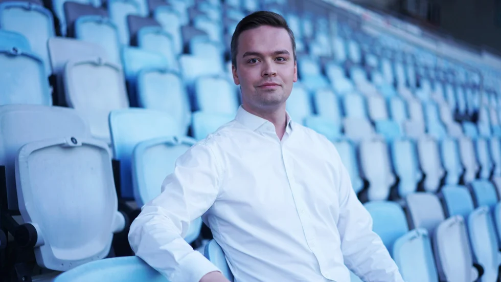Fabian Jansson, som jobbar med evenemang och säkerhet i IFK Norrköping, uppmärksammade måndagens grova misstag.