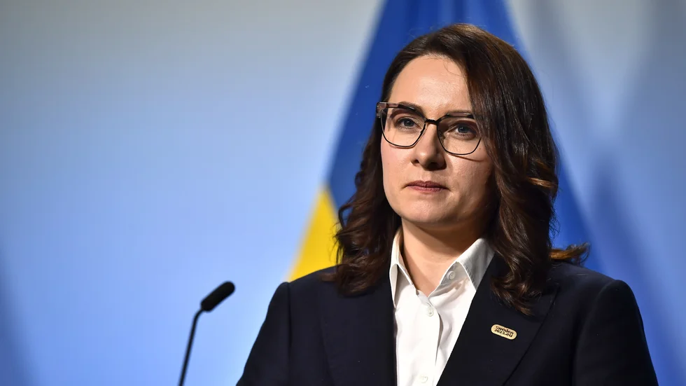 Ukrainas vice premiärminister Julia Svyrydenko försöker övertyga EU-länderna om att förlänga tullfriheten för exporten av jordbruksprodukter från Ukraina till EU, men möter visst motstånd.