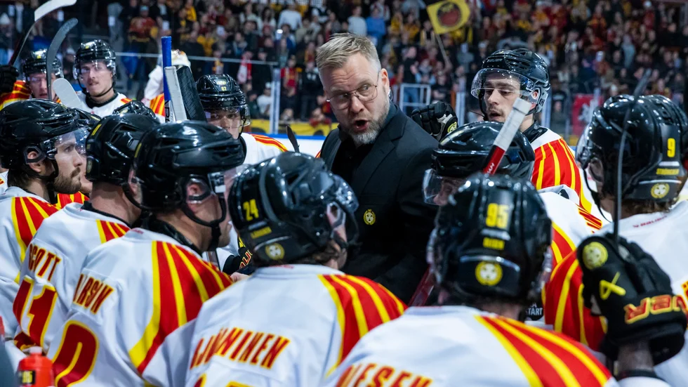 Mikko Manner blir kvar i Brynäs bås även nästa säsong. Arkivbild.