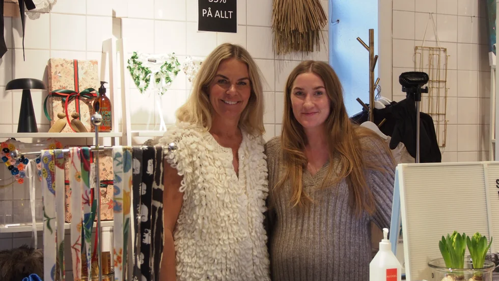 Christin Rampeltin Molin och Jonna Nilsson på Ogräs. De menar många hemvändare gärna rör sig nere i centrum över ledigheterna.