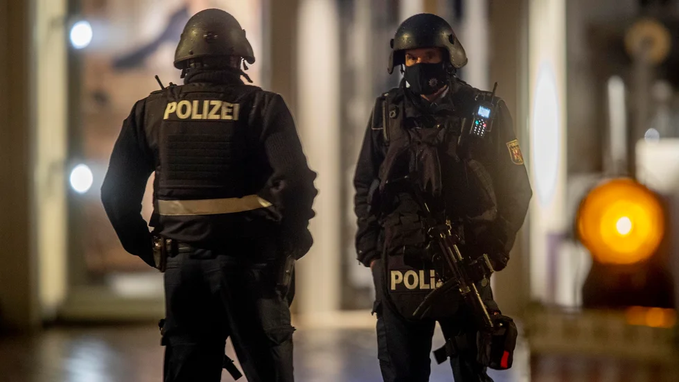 Kraftigt beväpnad tysk polis grep en man som misstänks ha planerat ett dåd mot en proisraelisk demonstration. Arkivbild.
