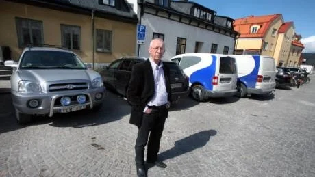 Överklagar. Göran Örtbrant anser inte det finns något trafikproblem i Visby. Han tycker frågan skötts amatörmässigt och efterlyser sakligt underlag för beslutet. Han överklagar nu även beslutet om p-avgifter enbart sommartid. Foto: Bengan Zettergren