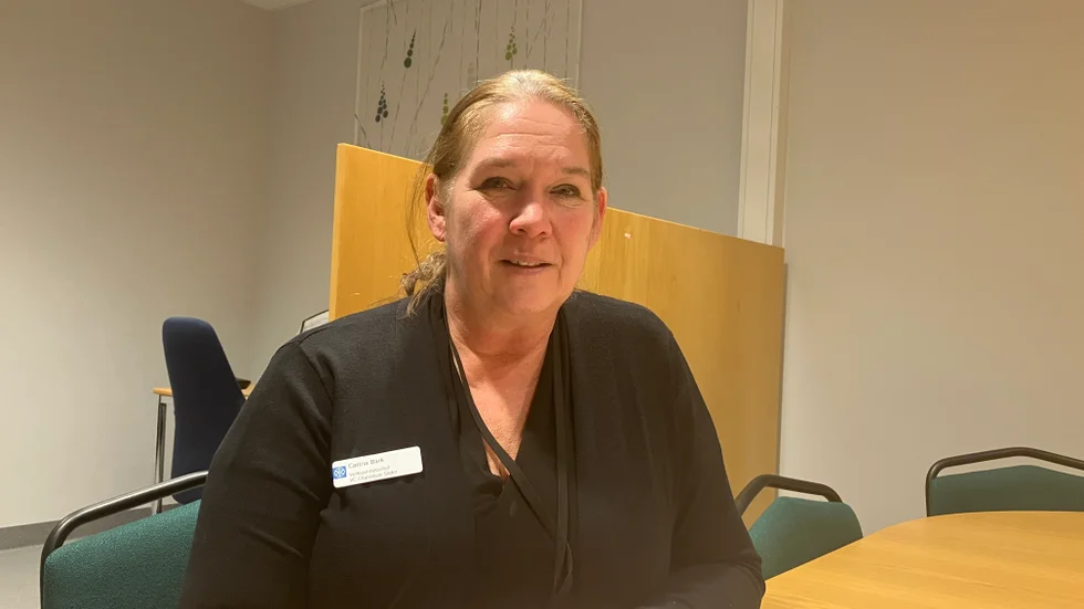 Carina Bark är verksamhetschef på en av Norrköpings större vårdcentraler som dessutom har en extra utmaning i att den ligger i ett socioekonmiskt utsatt område. Hela 70 procent har utländsk bakgrund. 