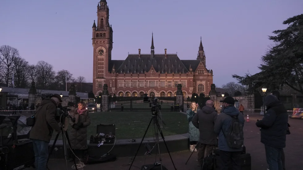 Medieintresset är stort vid Internationella domstolen (ICH) i Haag i Nederländerna på torsdagsmorgonen.