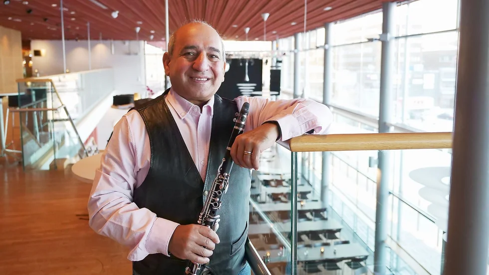 Musikern Basim Jamal är Luleås nya fristadsgäst. Han och hans fru, den irakiska poeten Rihab Alsaegh, har varit på plats i två månader och hoppas på en framtid i Luleå.