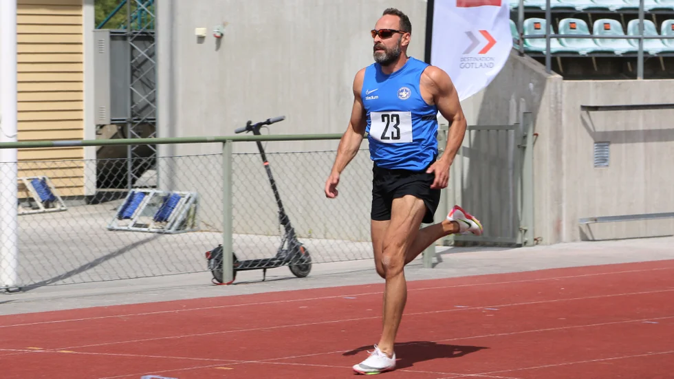 Mattias Sunneborn vann nytt guld i veteran-SM. 
