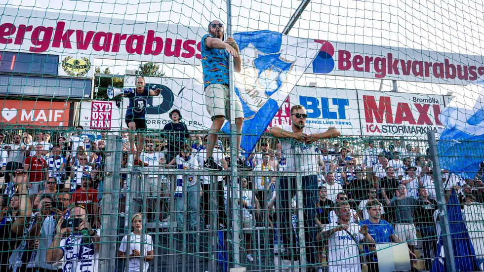 IFK:s supporterskara i Blekinge i helgen. Snart kan Ísak Andri Sigurgeirsson få spela inför dem.
