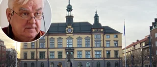 Bortröstade M-veteranen lämnar sina uppdrag – saknas redan i dag