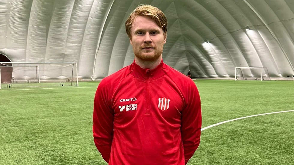 Skellefteås lagkapten, 25-årige Jonathan Käller, har skrivit på för Piteå IF.