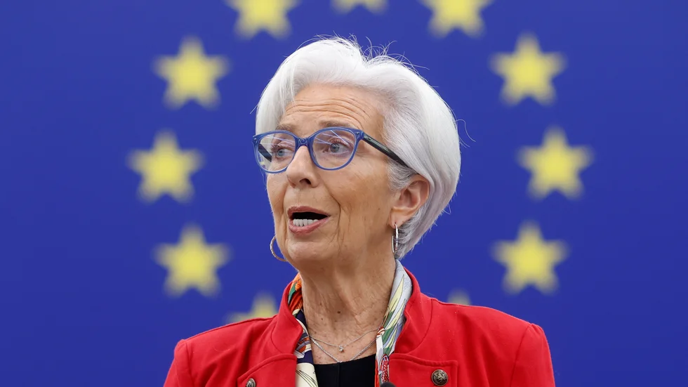 Europeiska centralbanken (ECB), med chefen Christine Lagarde, höjer styrräntorna. Arkivbild.