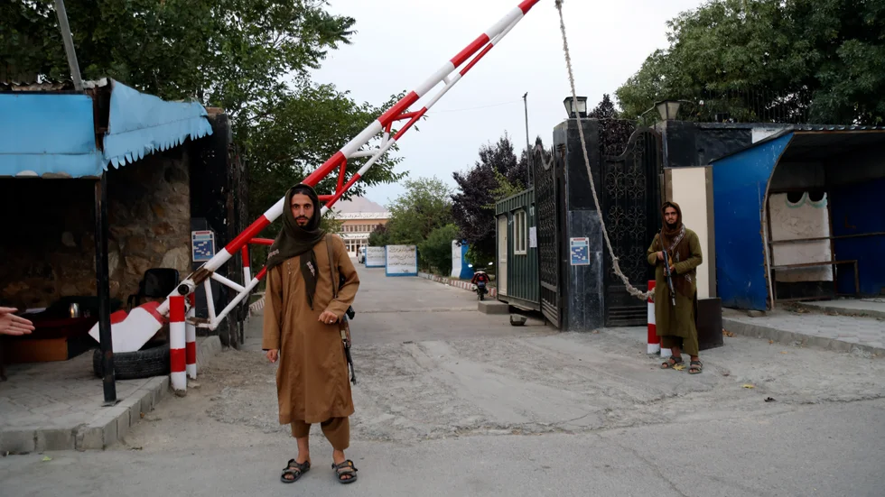 Talibaner på vakt i Kabul i slutet på juli.