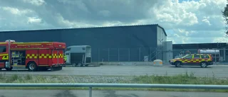 Larm om djurräddning – häst halkade i transport