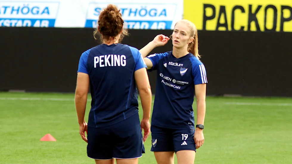 "Vi har inte snackat om det, men en av de saker jag älskat under mitt fotbollsliv är att förstöra för andra", säger IFK Norrköpings back Sabina Ravnell om möjligheten (?) att påverka den damallsvenska guldstriden.