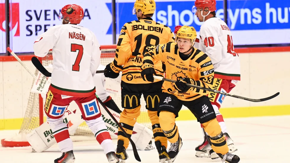 Zeb Forsfjäll satte 1–1-målet för Skellefteå AIK – starten på en målkavalkad i andra perioden.
