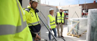 Här byggs nya bostadshuset på fyra våningar