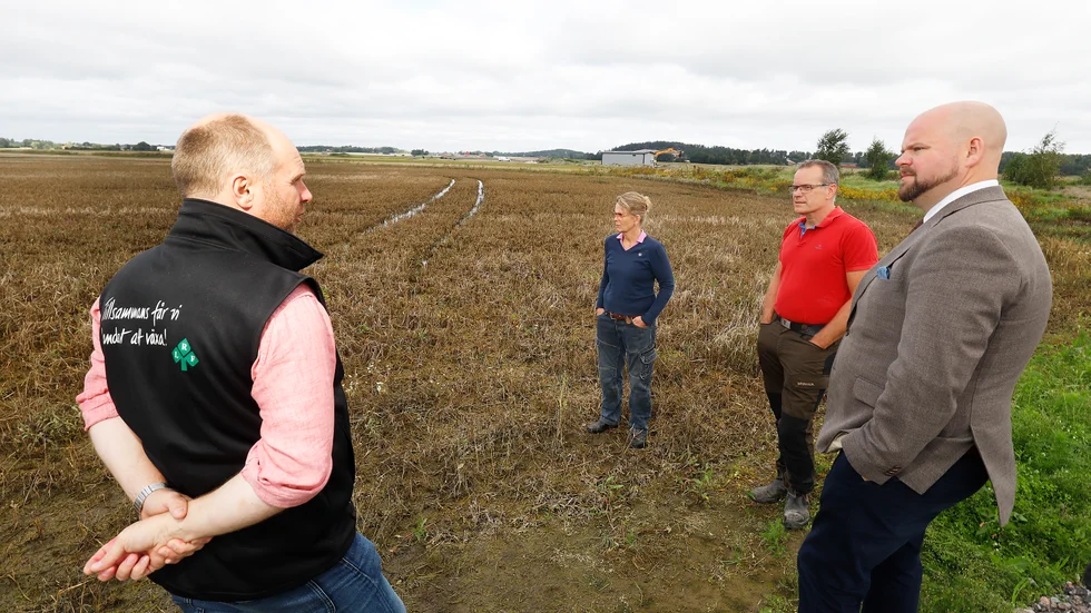 På onsdagen hade Karola och Peter Reuterström besök av landsbygdsministern Peter Kullgren (KD) för att visa konsekvenserna av stormen Hans.
