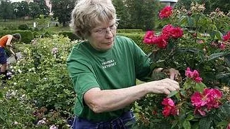 Christina Grunsell i nya Rosariet i Botan.