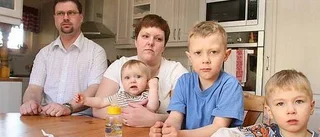 Familj nekas nattis för barnen