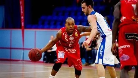Kvartsfinal 2:5 Uppsala Basket - Sundsvall