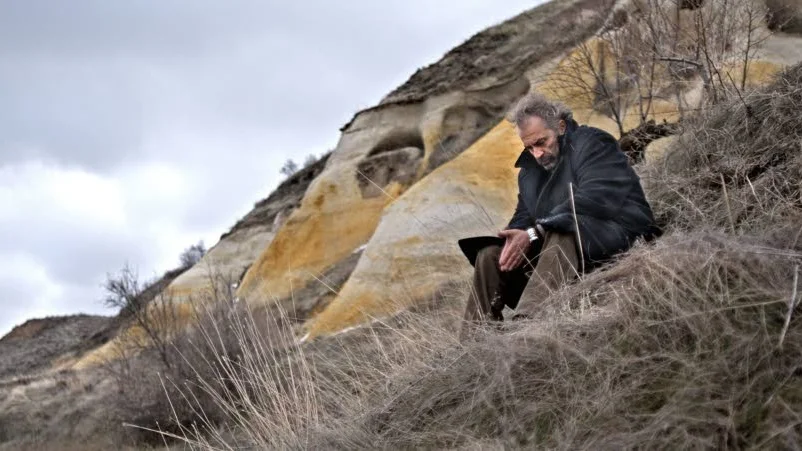 Hotellägaren Aydin (Haluk Bilginer) framträder i olika ljus i den turkiska filmen "Vinterdvala", som fick årets Guldpalm i Cannes.