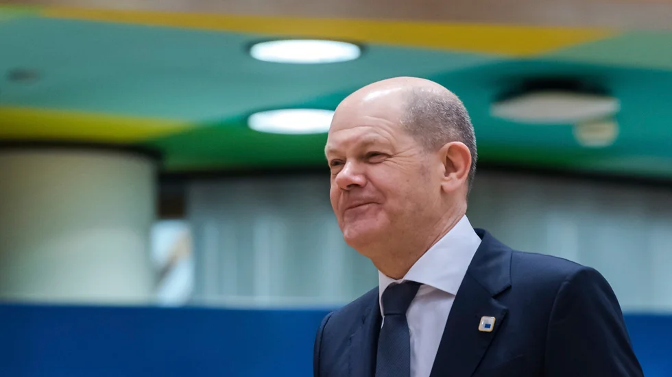 De tyska socialdemokraterna SPD vann på söndagen stort i delstatsvalet i Saarland. Preliminära siffror pekade på egen majoritet i delstatsparlamentet för förbundskansler Olaf Scholz parti. Arkivbild.
