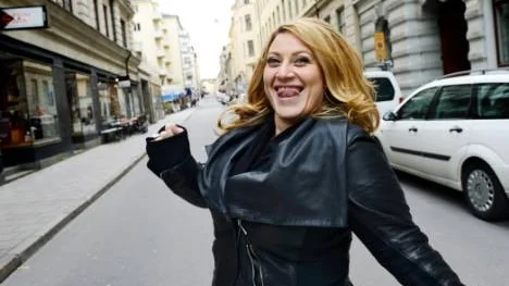 Sarah Dawn Finer aktuell med skivan Sanningen kommer om natten.