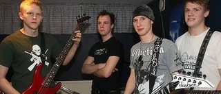 Nybildat band har allt utom sångare