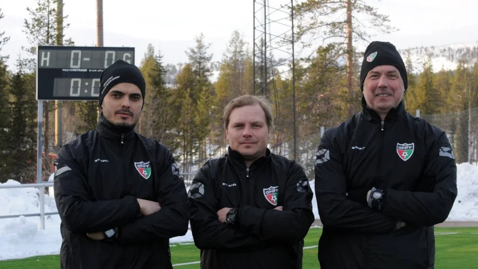 Trion blir en duo sedan det stod klart att huvudtränaren Dave Timmins, th, lämnar GMFF. Erhan Karabeg, tv, blir huvudtränare och Mats Eriksson assisterande.