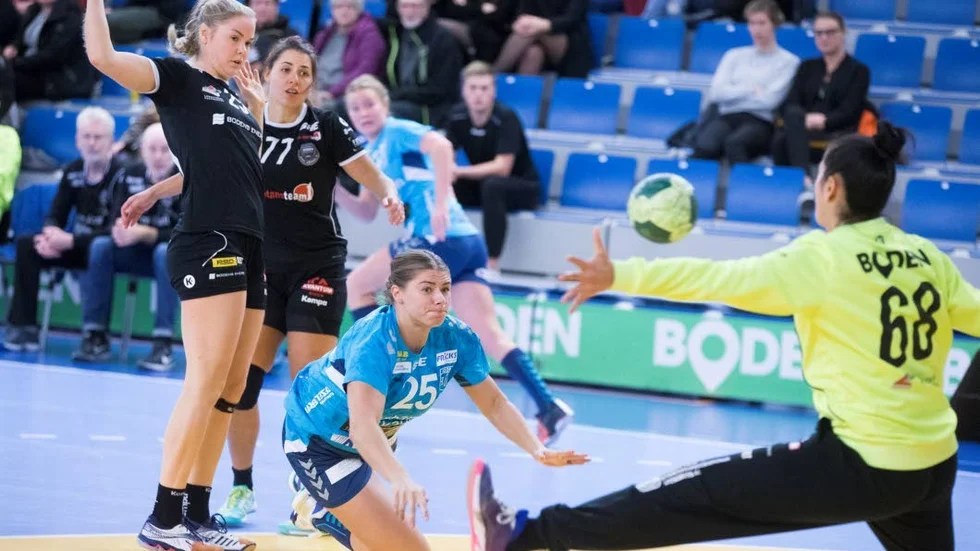 Virginia Fernandez Robles, nummer 68, var Bodens bästa spelare när laget förlorade stort.