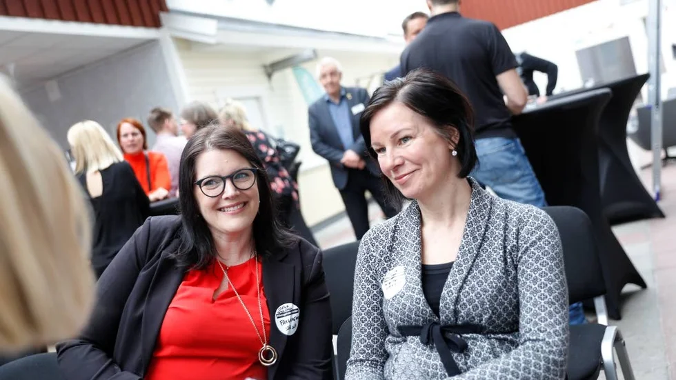 Ulrika Granström och Monica Nyman öppnar snart upp portarna till nya Färgaregatan sött och salt.