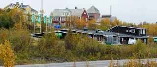 Bostadsplanen kapas med hälften